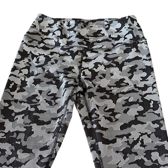 Spyder women’s leggings size M medium black and gray - Picture 4 of 8
